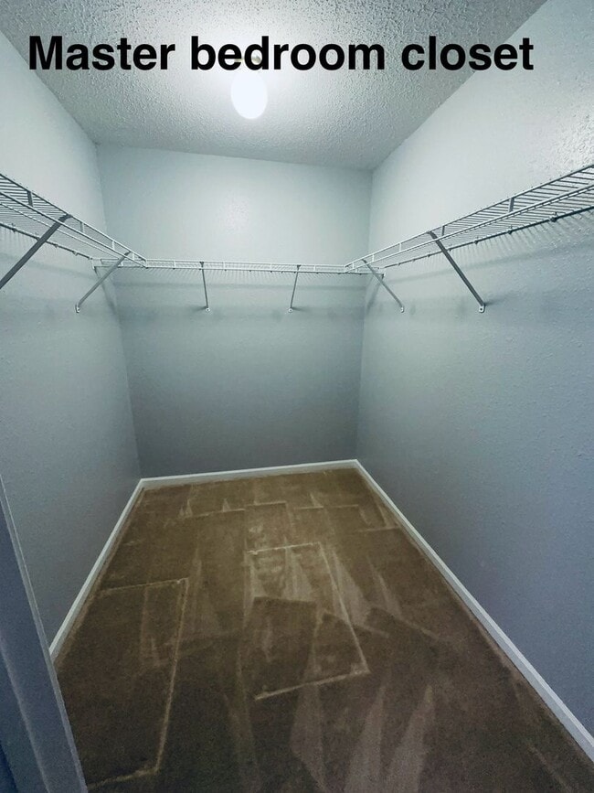 Building Photo - Beautiful 3-Bedroom Home for Rent in Bloomington, IN