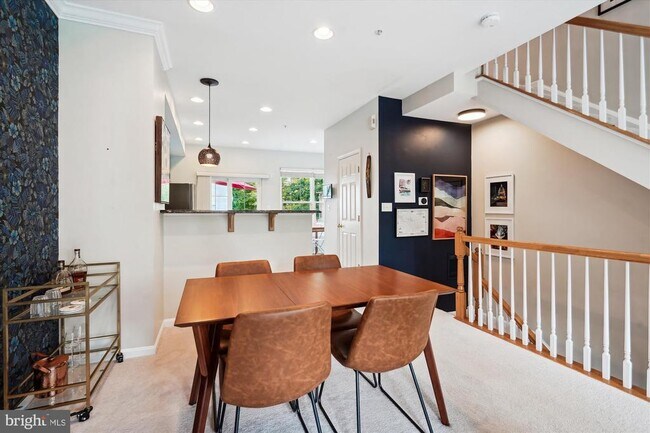 Building Photo - 5310 Chieftain Cir