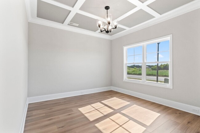 Building Photo - 245 Susan Lynn Dr