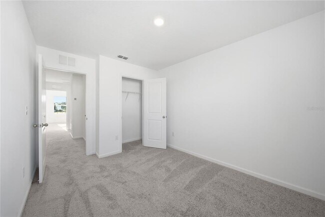 Building Photo - 6155 Daerr Rdg St