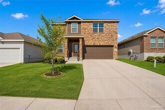 Building Photo - 22 Marbach Pass
