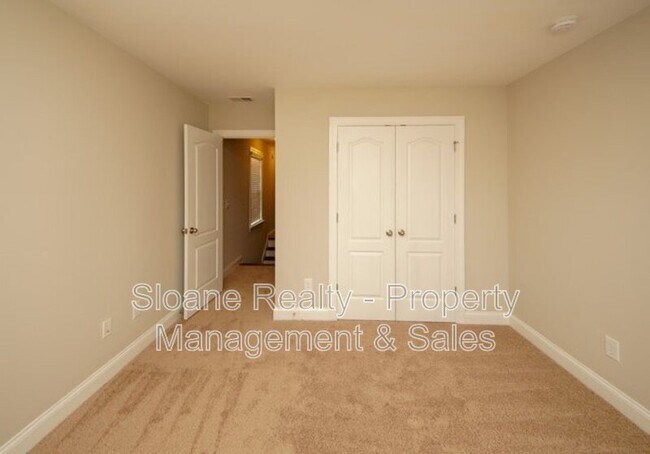 Building Photo - 4133 Rigsby Ln