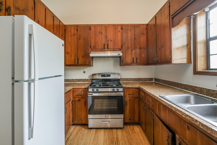 Building Photo - 4790 Old Briar Trail
