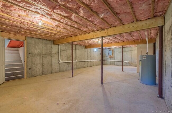 Building Photo - 13 Nature Ave