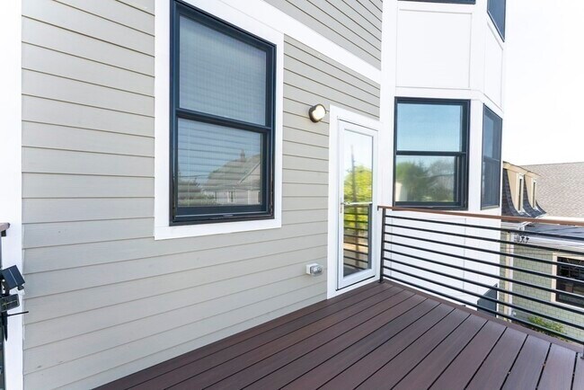 Building Photo - 86 Fremont St