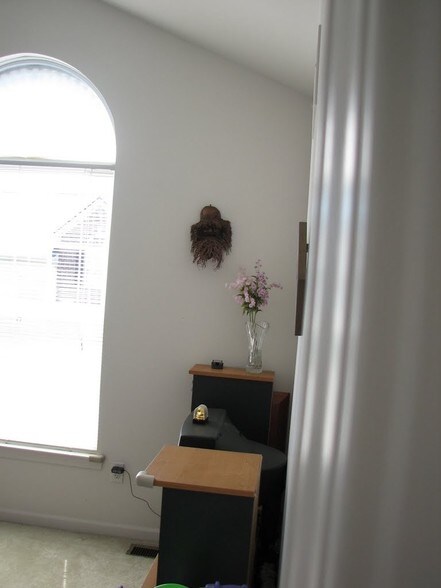 Building Photo - 3144 Promenade Cir