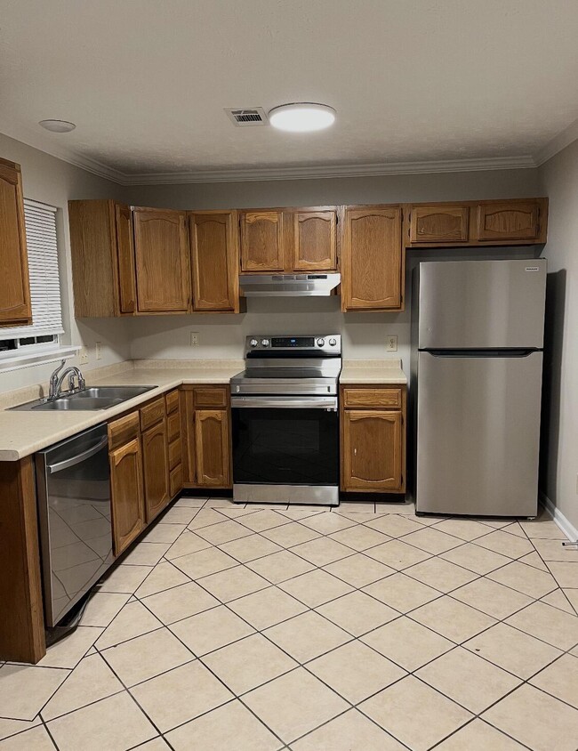 Building Photo - 107 Old Lemons Mill Ct