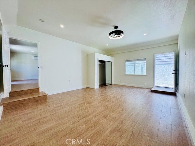 Building Photo - 165 Tulip Ln