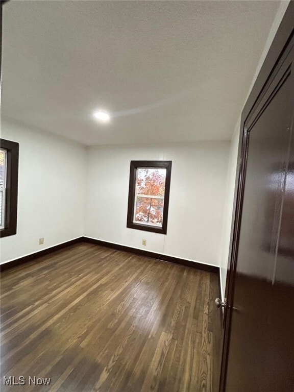 Building Photo - 194 E Baird Ave