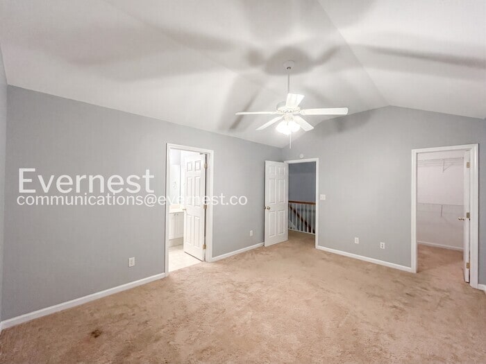 Building Photo - 632 Parkside Cir