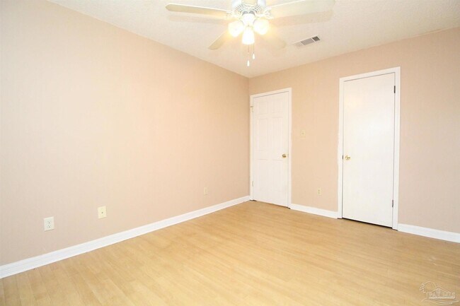 Building Photo - 6201 Forest Pines Dr