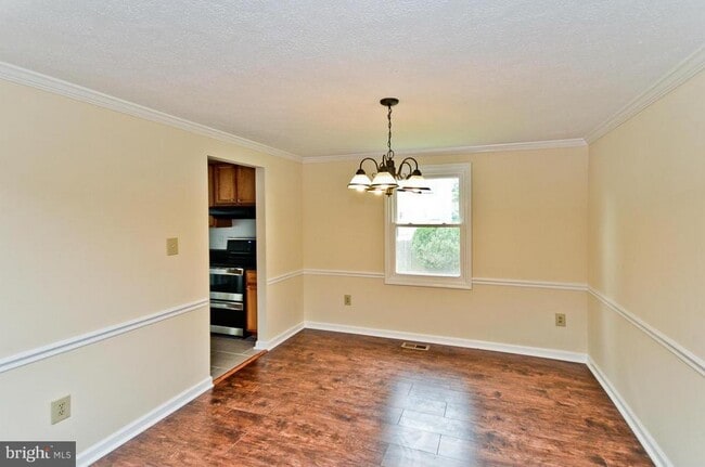 Building Photo - 8100 Irwell Ct