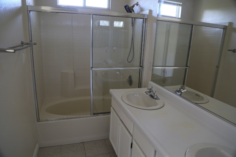 Building Photo - 11844 Scripps Creek Dr