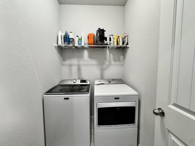 Building Photo - First Time Rental - Ready July 30th! 4 Bedrooms PLUS Loft! Great Views! Dog Park - Stocked Fishin...
