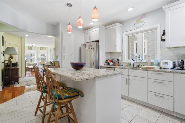 Building Photo - 11 Asticou Rd