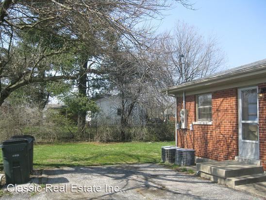 Building Photo - 2 br, 1 bath House - 1972 Spring Station D...