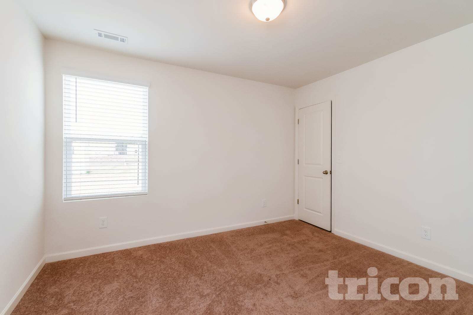 Building Photo - 1044 Hudson Ct