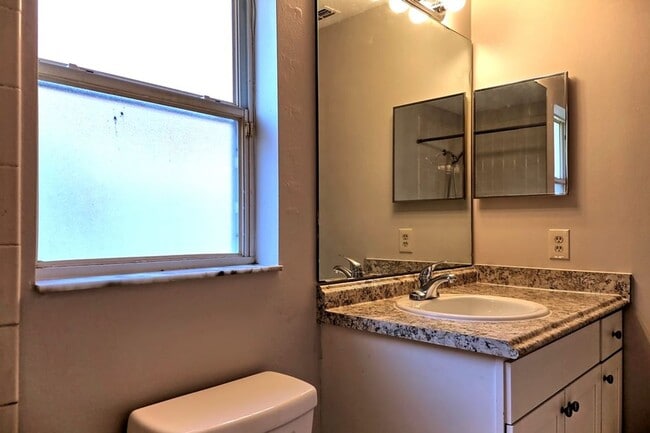 Building Photo - Single Family Home in Southeast Orlando