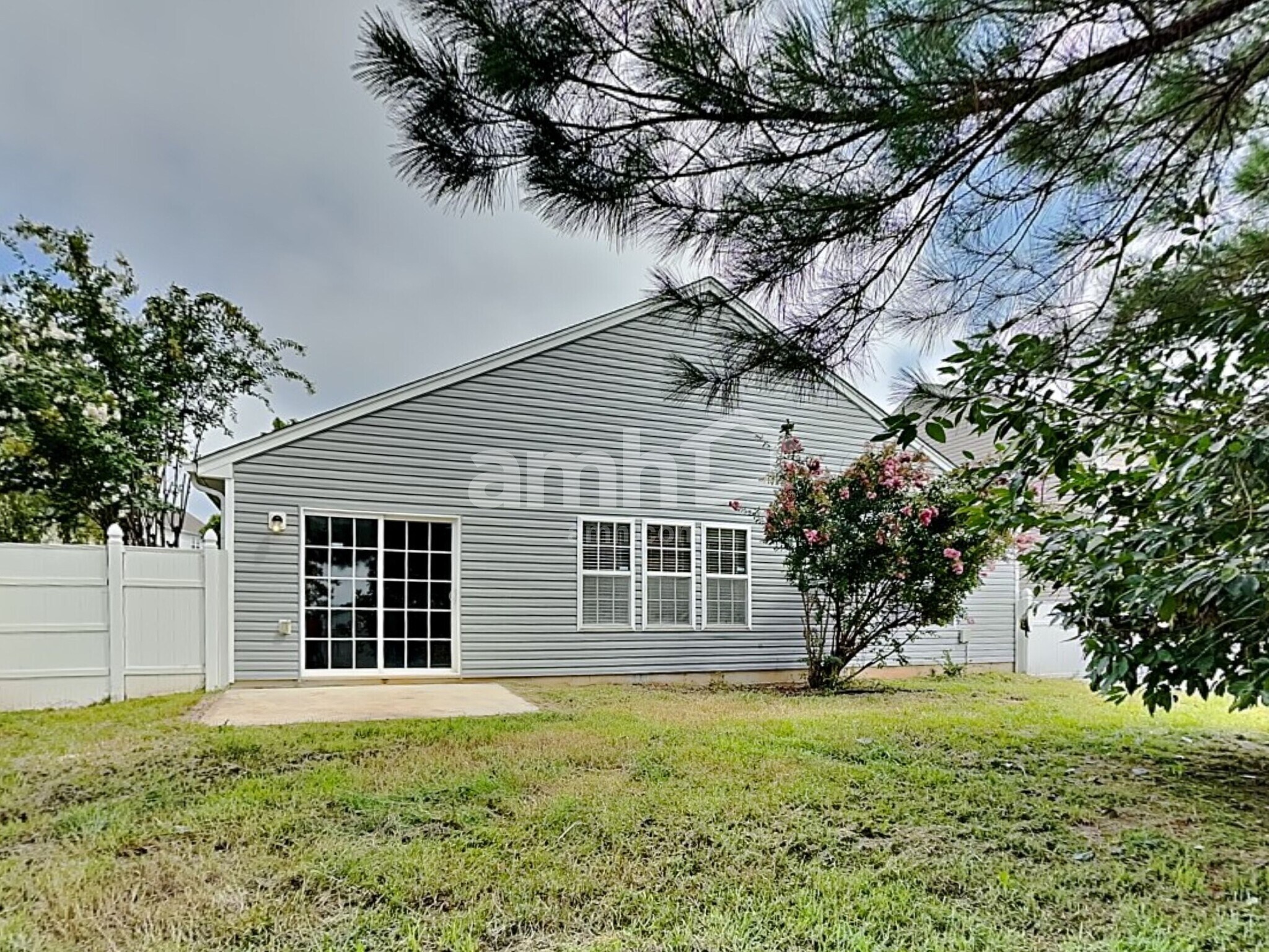 Building Photo - 1970 Morgan Trace Dr