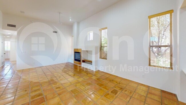 Building Photo - 461 S Magnolia Ave