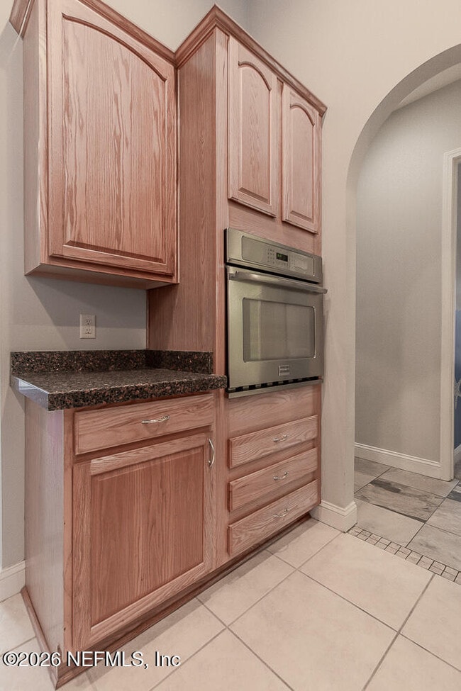 Building Photo - 5466 River Trail Rd N