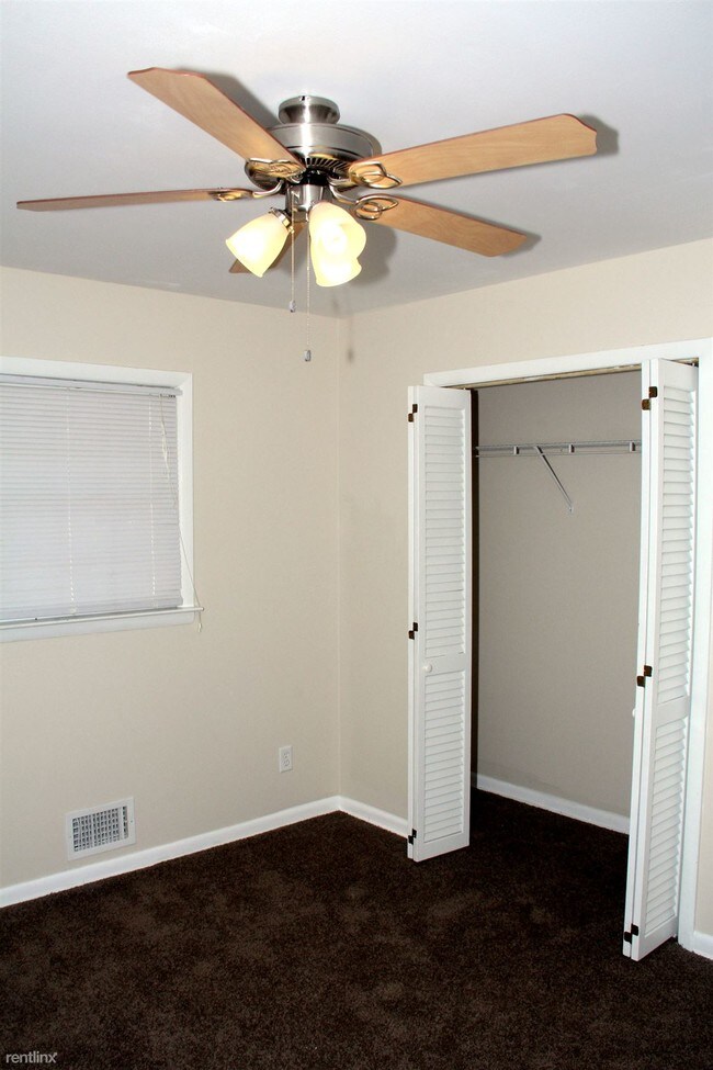 Building Photo - 4 br, 2 bath House - 4077 E Glade Court