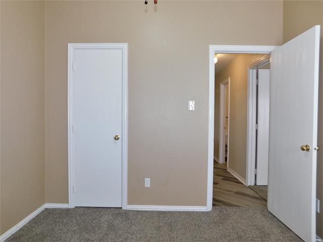Building Photo - 1079 Port Boliver Dr
