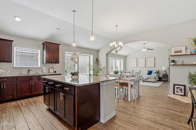 Building Photo - 261 Penbridge Pl