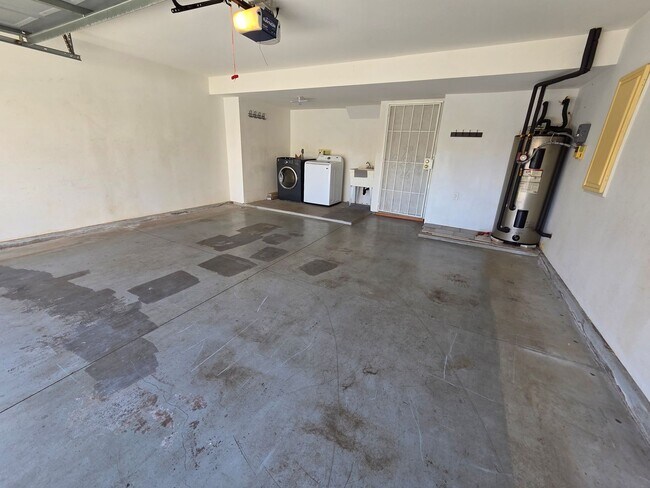 Building Photo - Spacious 2-Bedroom Home with loft in Tropics at Waikele with 2 car Garage