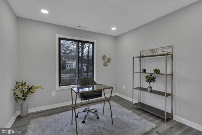 Building Photo - 10422 Woodbury Woods Ct