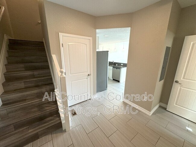Building Photo - 763 Brambleberry Hts