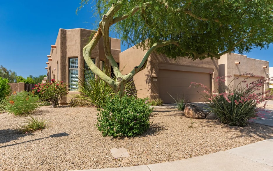 Building Photo - 8324 E Cactus Wren Rd
