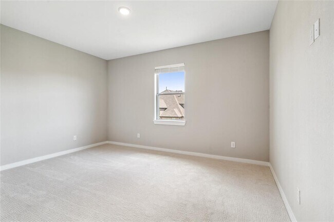 Building Photo - 21323 Blue Wood Aster Ct