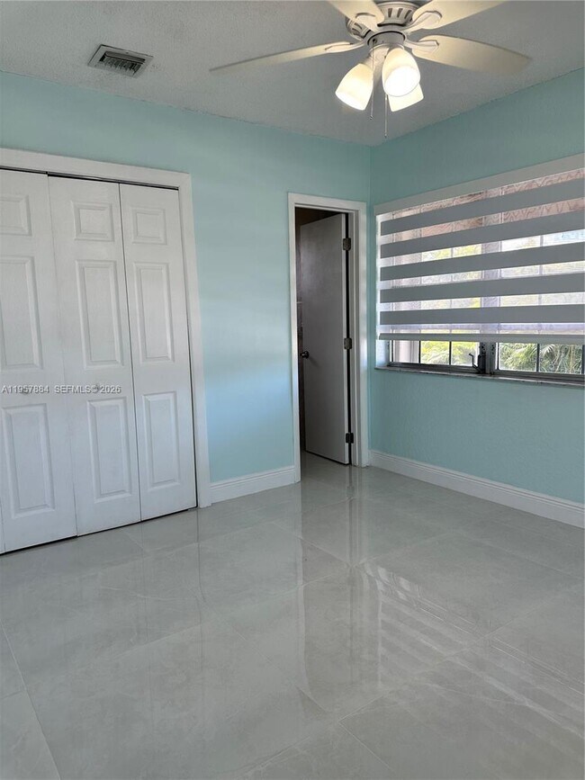 Building Photo - 9450 SW 181st Terrace