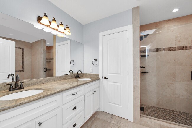 Building Photo - 509 Vincent St