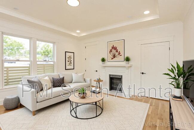 Building Photo - 116 3rd Ave