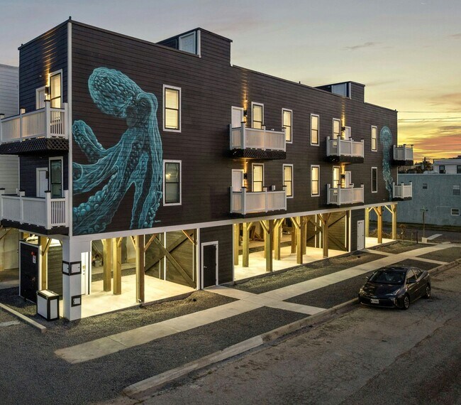 Building Photo - 801 Avenue K