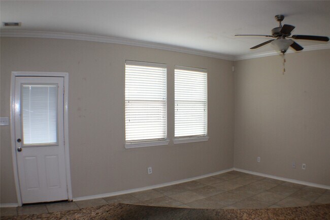 Building Photo - 6431 Densberry Ln