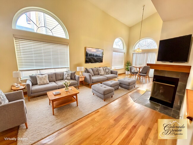 Building Photo - Looking for a Quality tenant who Appreciates a Gourmet Kitchen