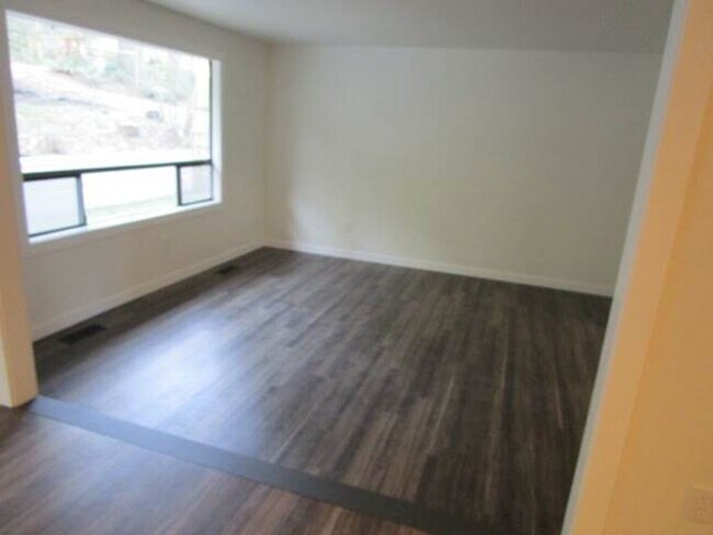 Building Photo - 5304-5304 96th Ave Ct NW