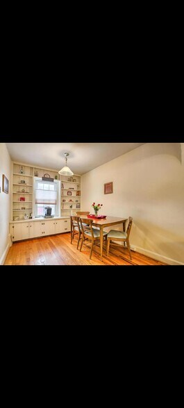 Building Photo - 563 E Frederick St
