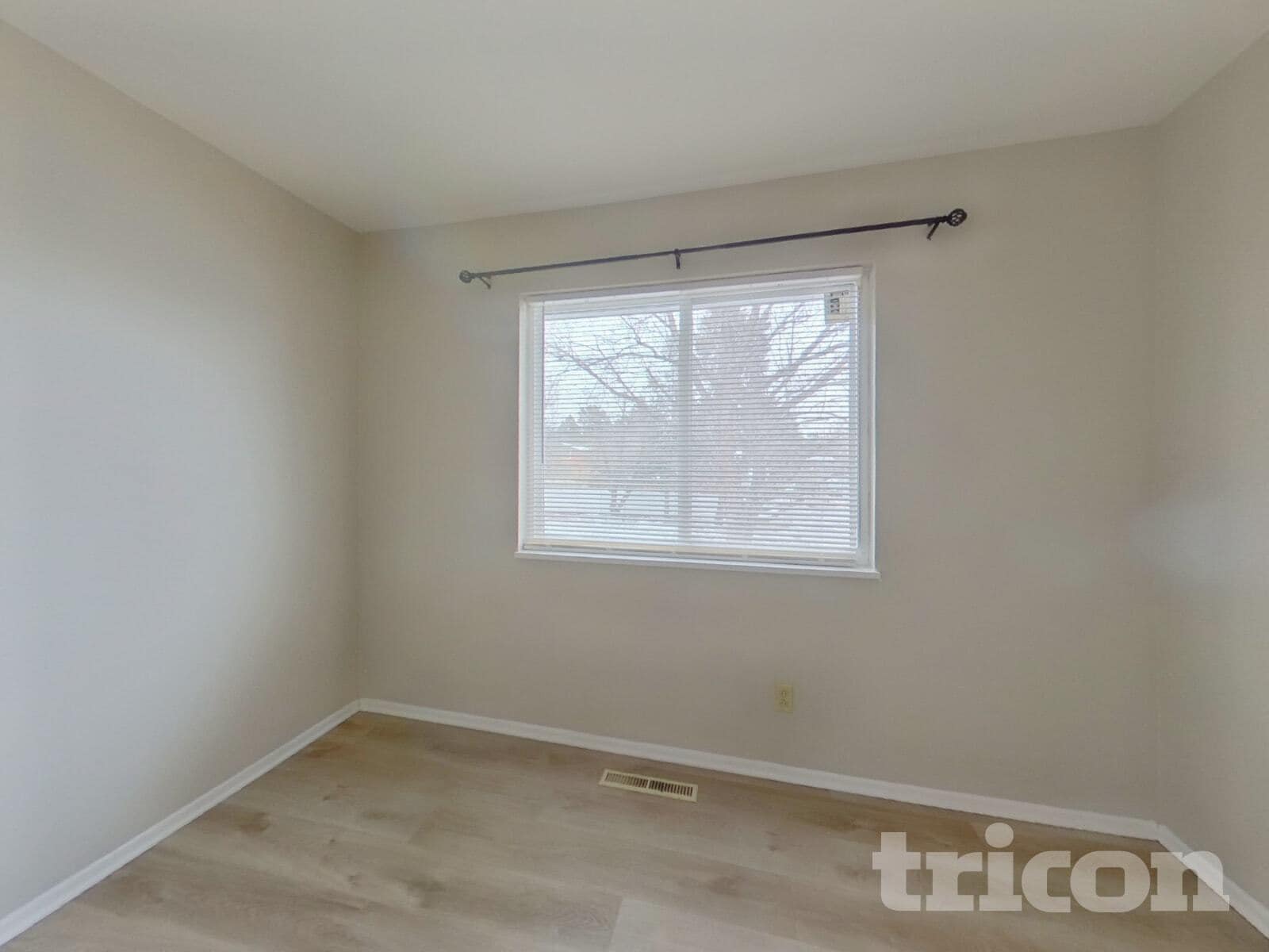 Building Photo - 1317 Doyle Pl