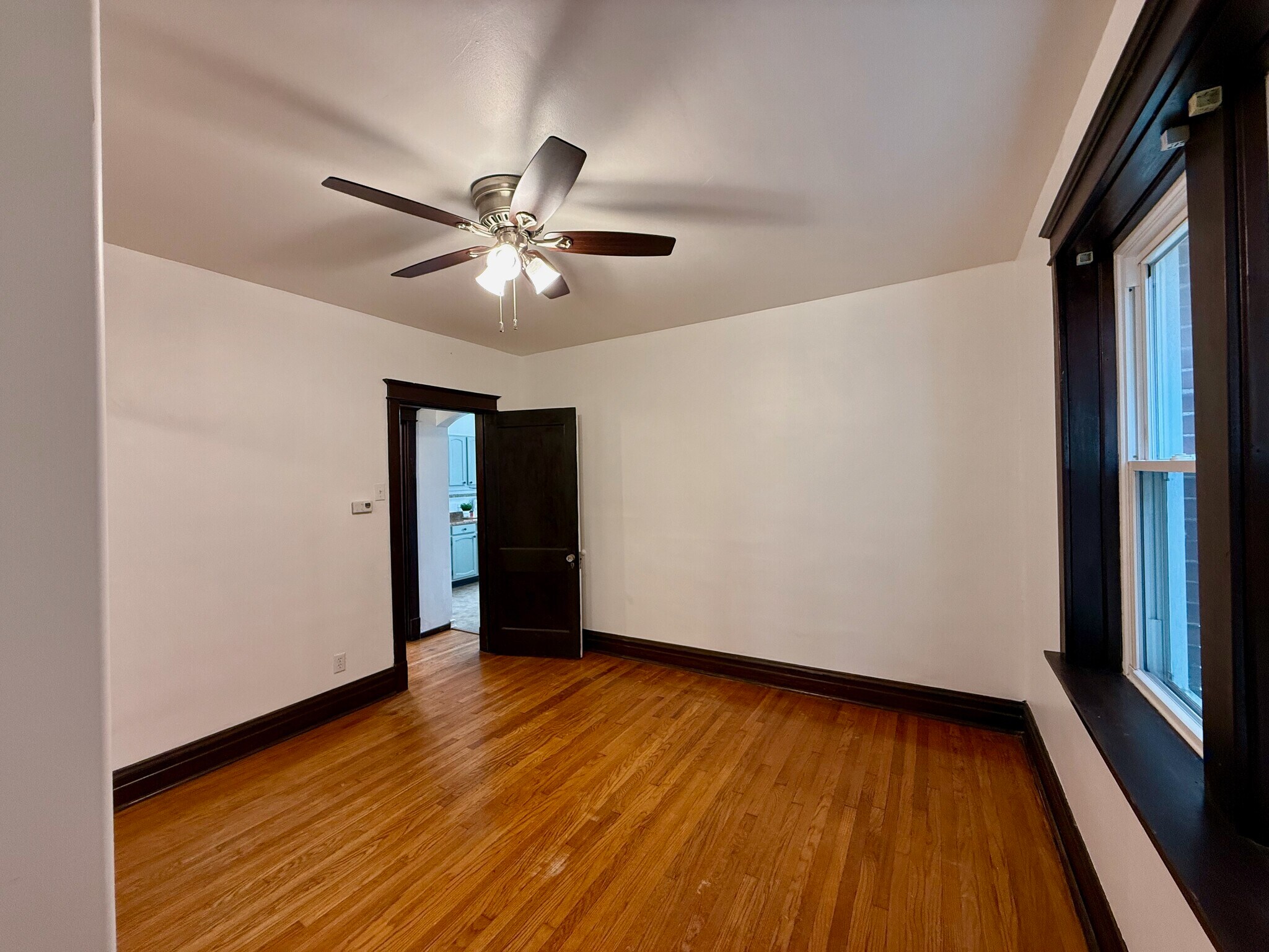 Building Photo - 4950 Loughborough Ave