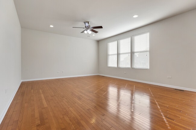 Building Photo - 3451 Birch Ln
