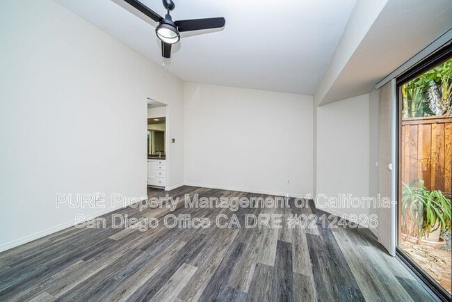 Building Photo - 2898 Woodridge Cir