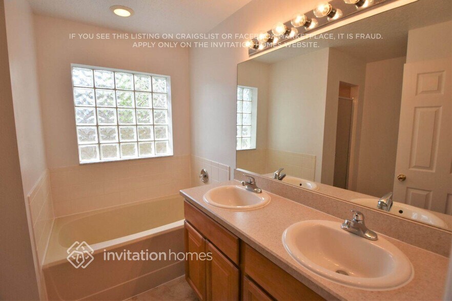 Building Photo - 11467 Brown Quail Ct