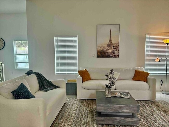 Building Photo - 21 S 42nd St