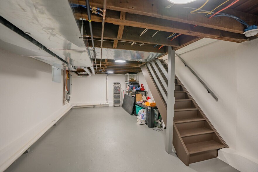 Building Photo - 417 Vanderslice St