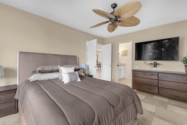 Building Photo - 31 Stanford Dr