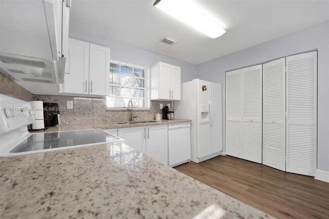 Building Photo - 11473 SW 148th Pl